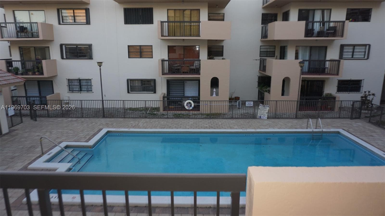 995 SW 84th Ave # 218, Miami FL 33144 — 9