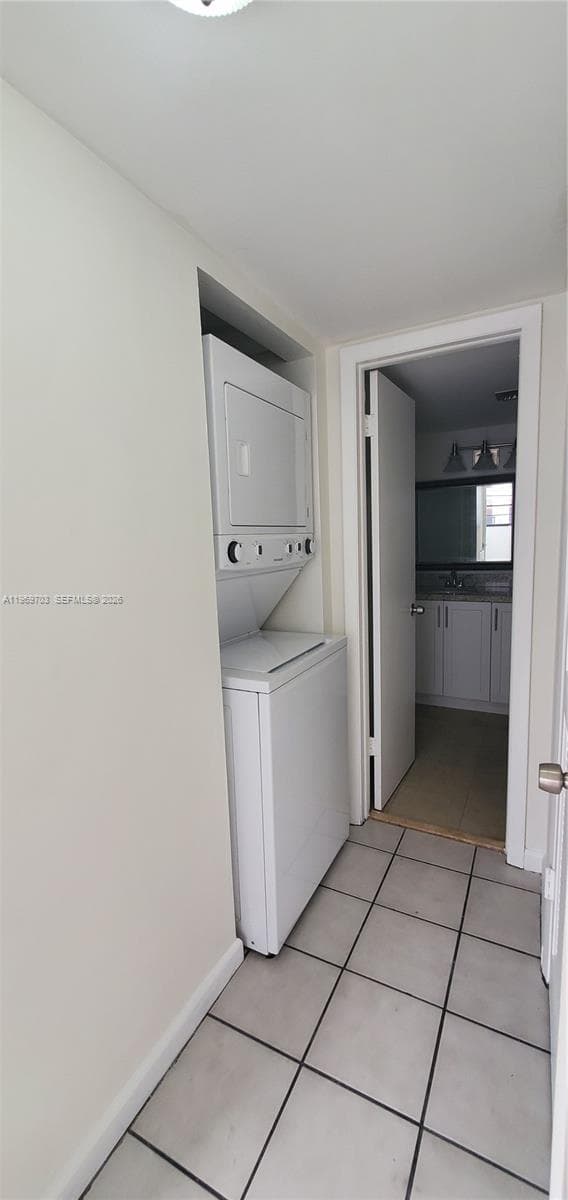 995 SW 84th Ave # 218, Miami FL 33144 — 34