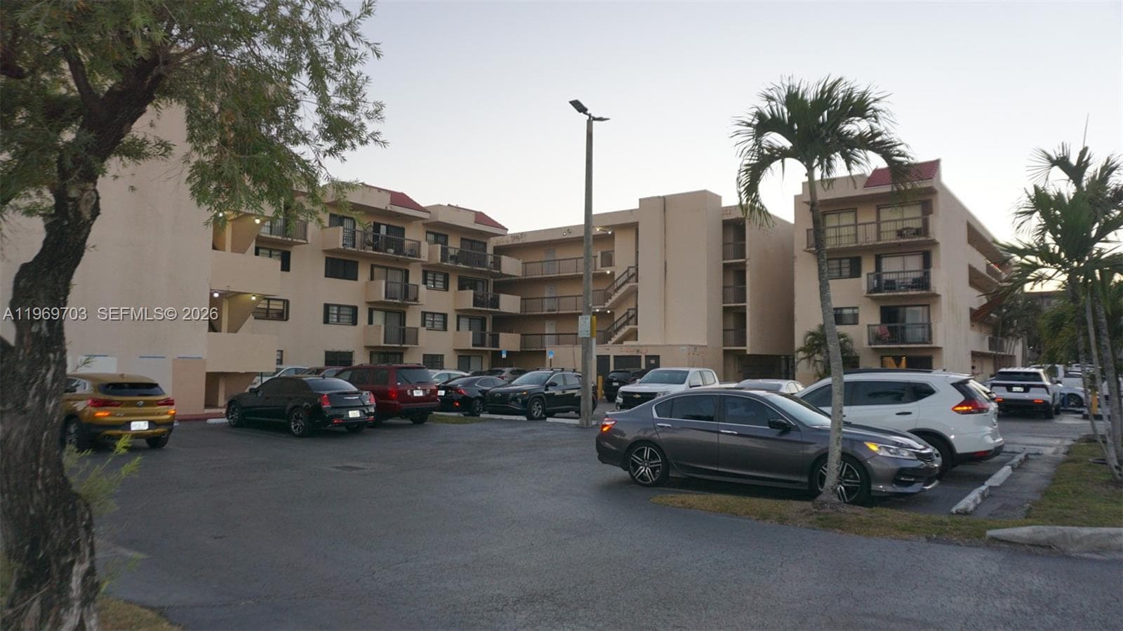 995 SW 84th Ave # 218, Miami FL 33144 — 8