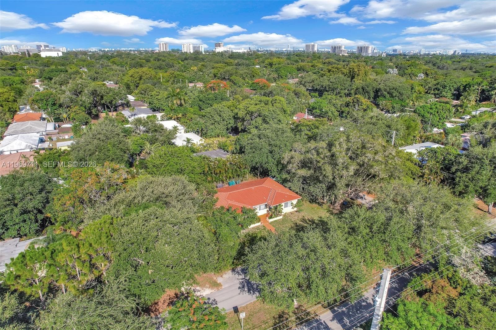 11919 NE 8th av, Biscayne Park FL 33161 — 39