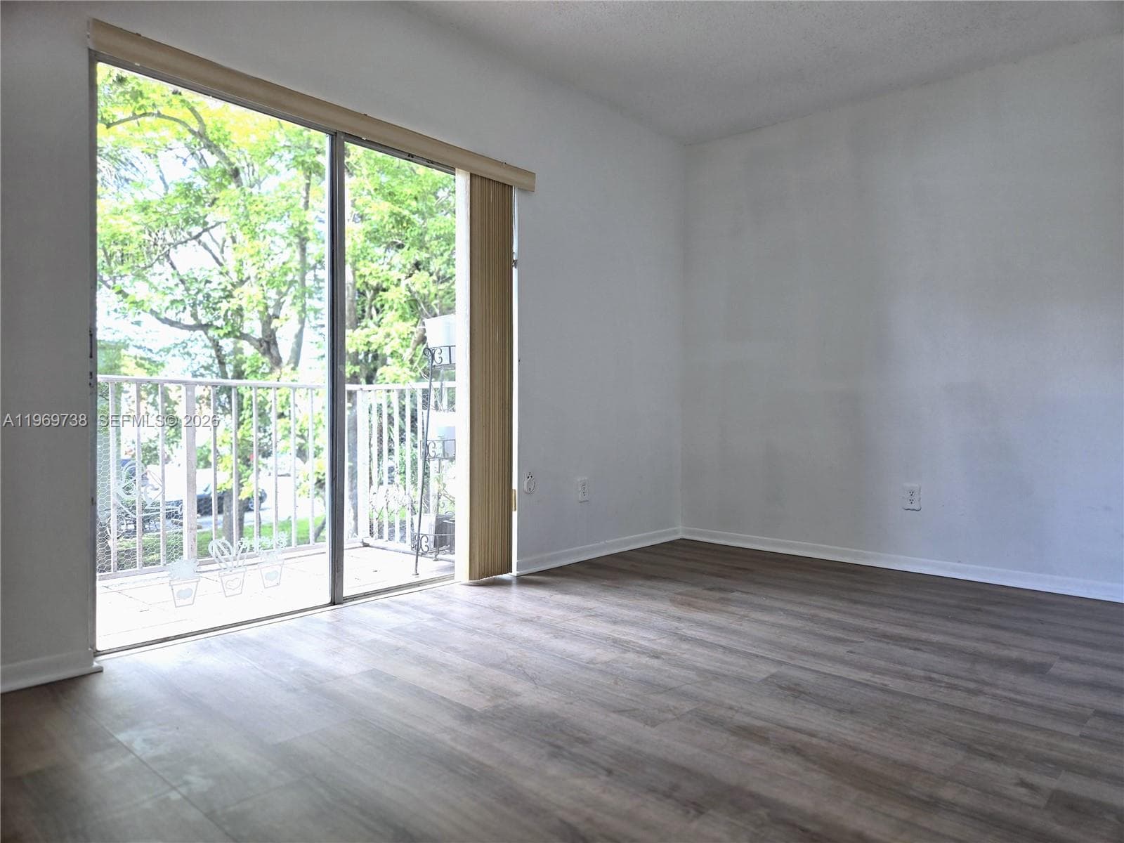 300 NW 107th Ave # 206, Miami FL 33172 — 6
