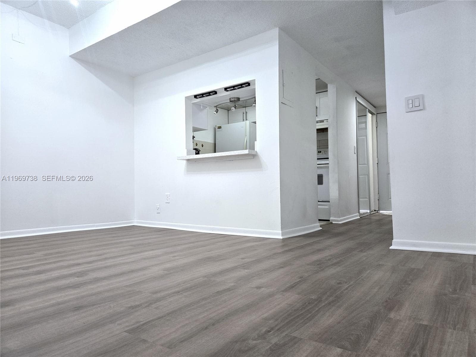 300 NW 107th Ave # 206, Miami FL 33172 — 1