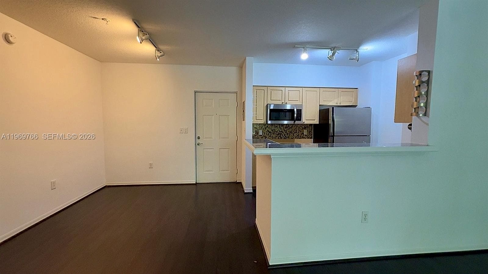 6831 SW 44th St # 302, Miami FL 33155 — 11