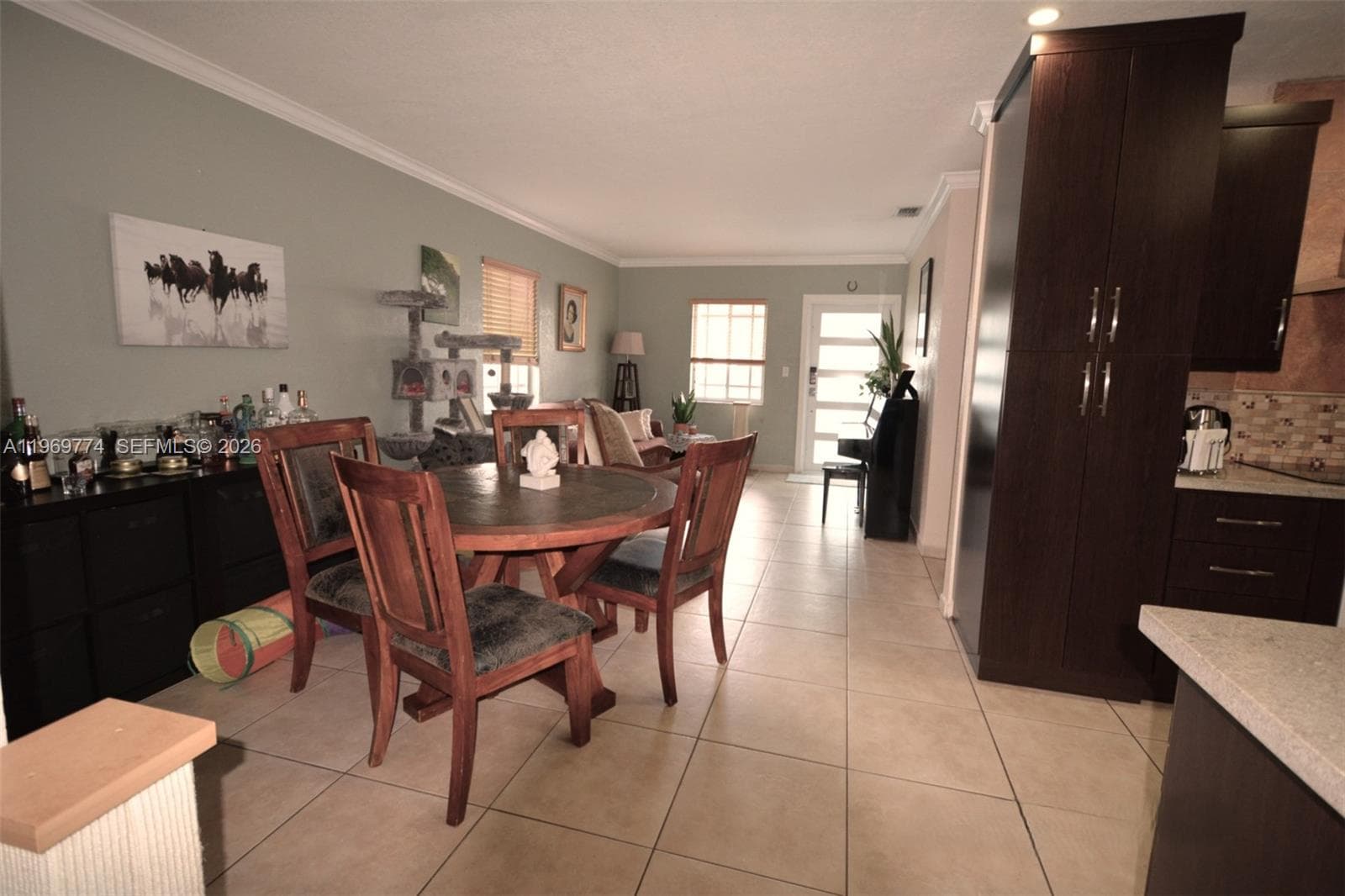 890 E 38th St, Hialeah FL 33013 — 6