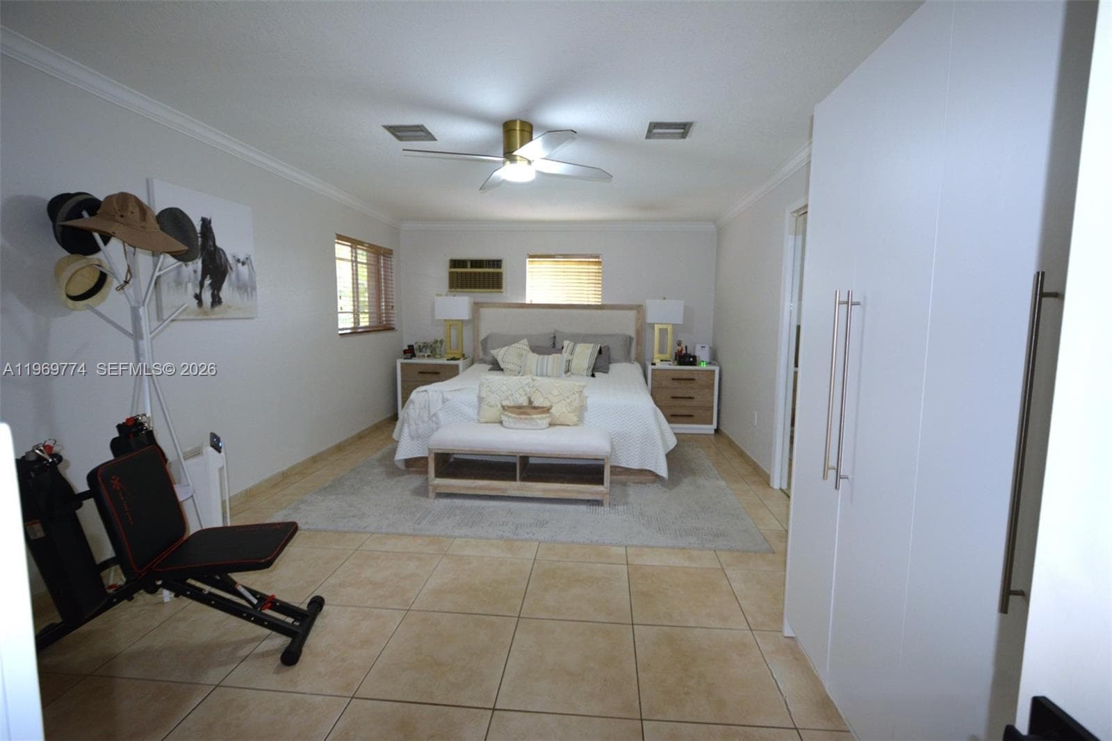 890 E 38th St, Hialeah FL 33013 — 14