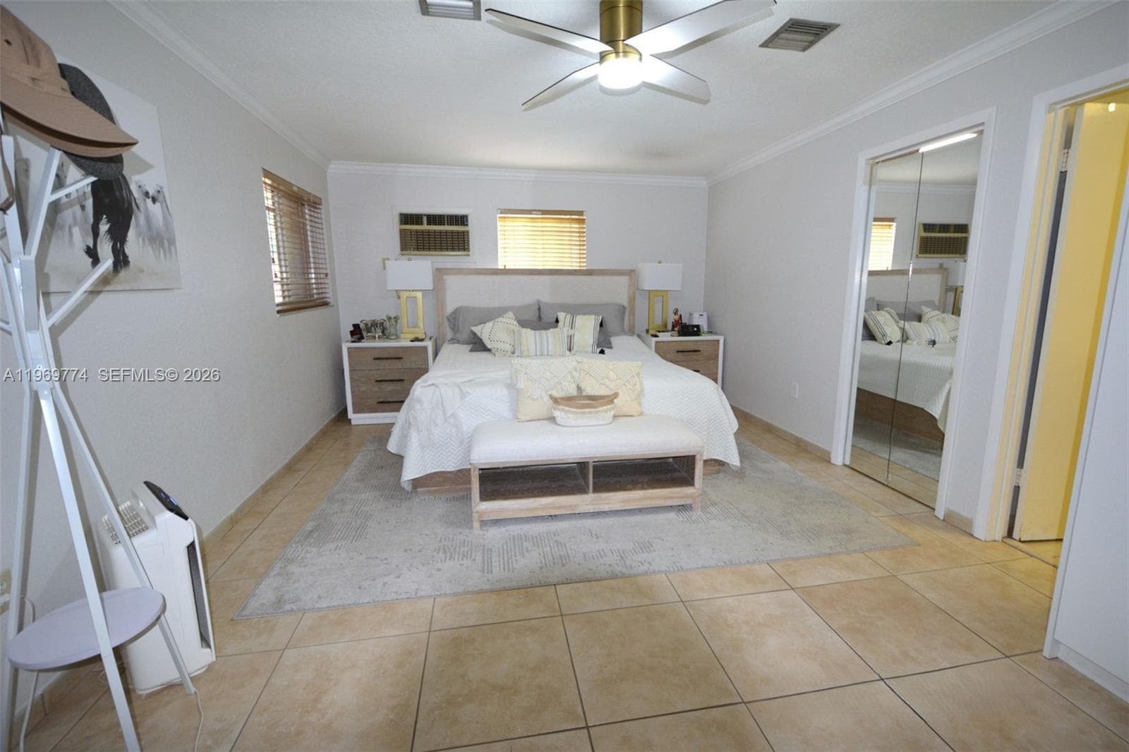 890 E 38th St, Hialeah FL 33013 — 11