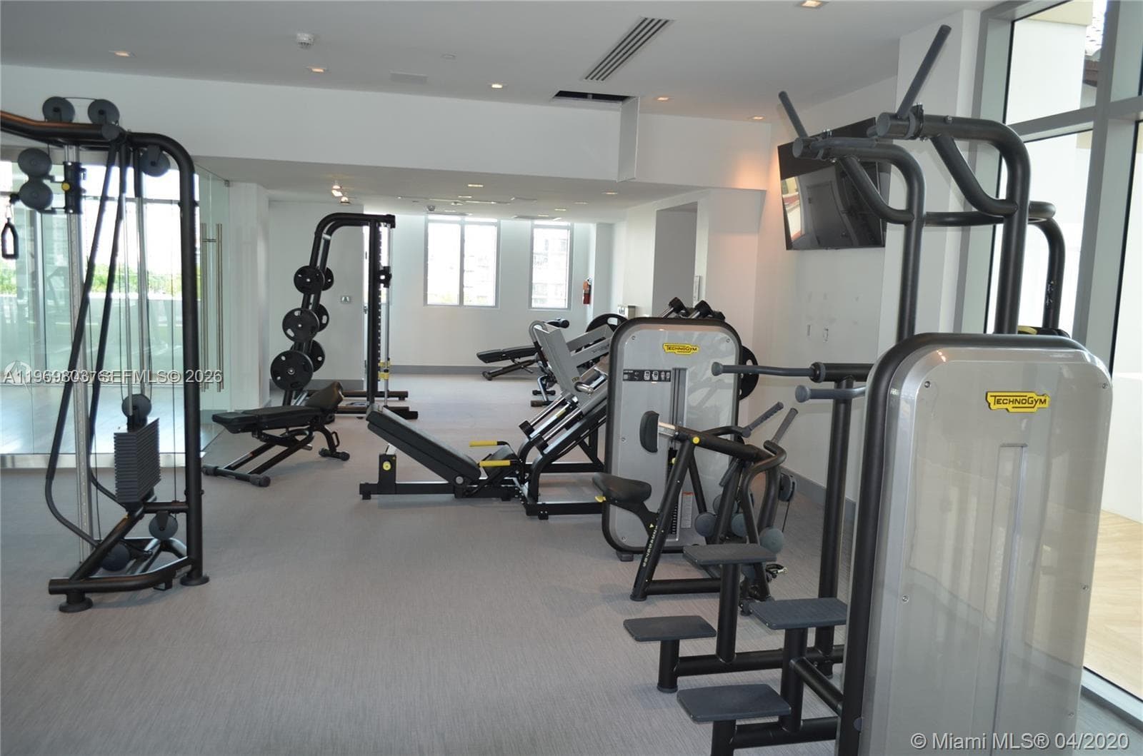 300 Sunny Isles Blvd # 2405, Sunny Isles Beach FL 33160 — 38