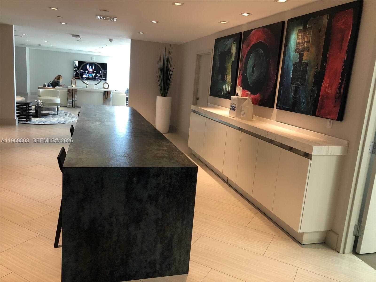 300 Sunny Isles Blvd # 2405, Sunny Isles Beach FL 33160 — 55