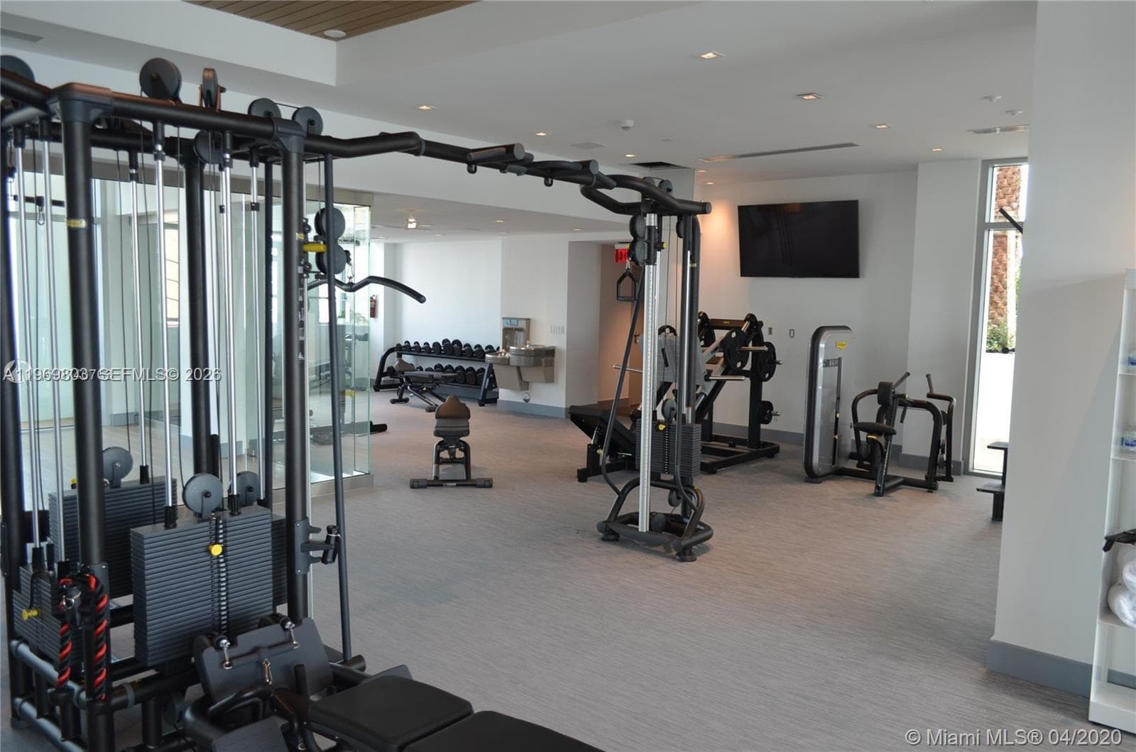 300 Sunny Isles Blvd # 2405, Sunny Isles Beach FL 33160 — 39