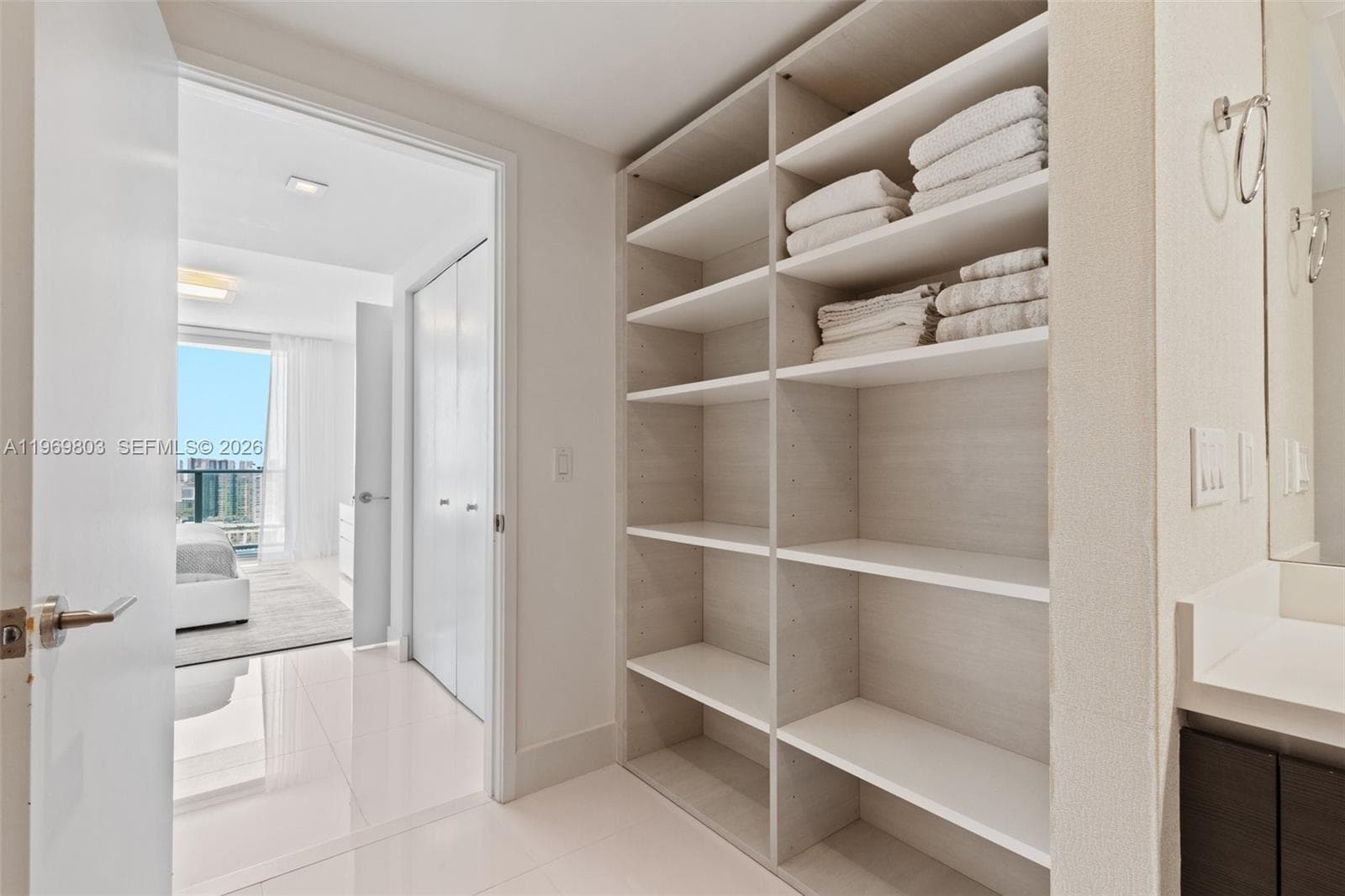 300 Sunny Isles Blvd # 2405, Sunny Isles Beach FL 33160 — 25