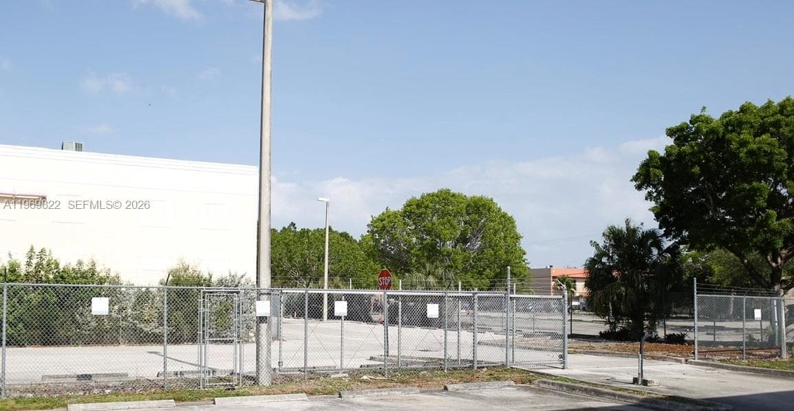 12605 SW 134th Ct, Miami FL 33186 — 7