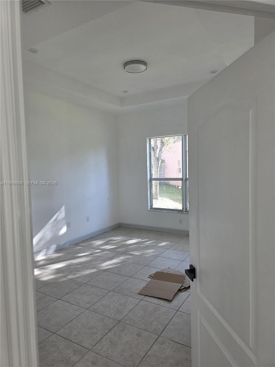 3930 NE 12th Dr, Homestead FL 33033 — 16