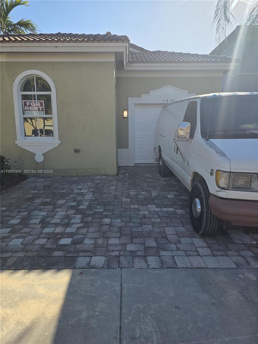 3930 NE 12th Dr, Homestead FL 33033 — 3