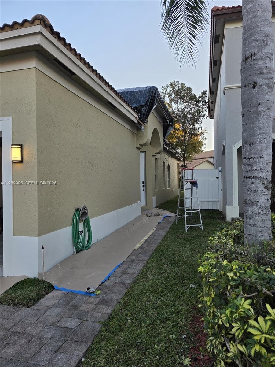 3930 NE 12th Dr, Homestead FL 33033 — 8
