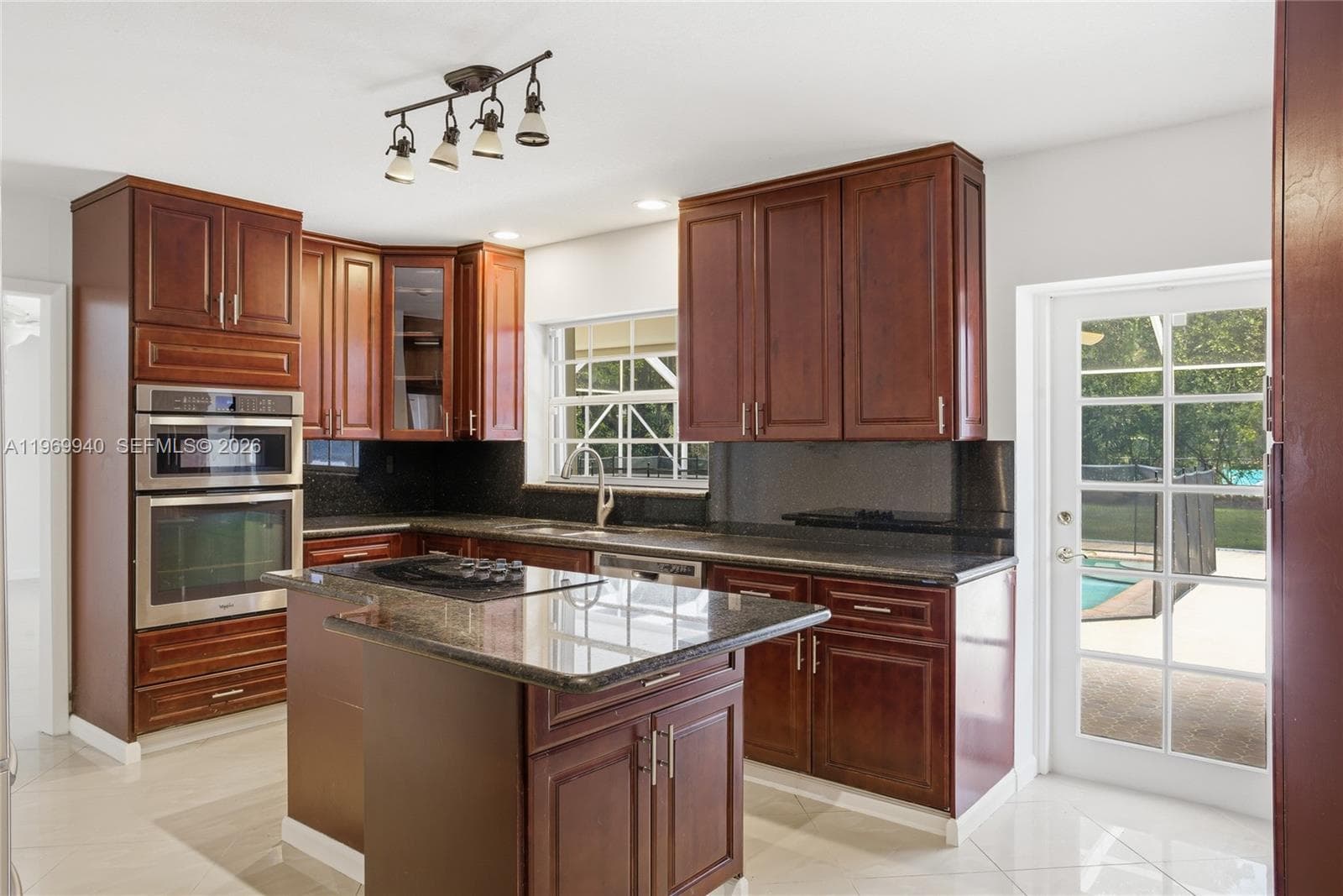 14721 SW 67th Ave, Coral Gables FL 33158 — 14