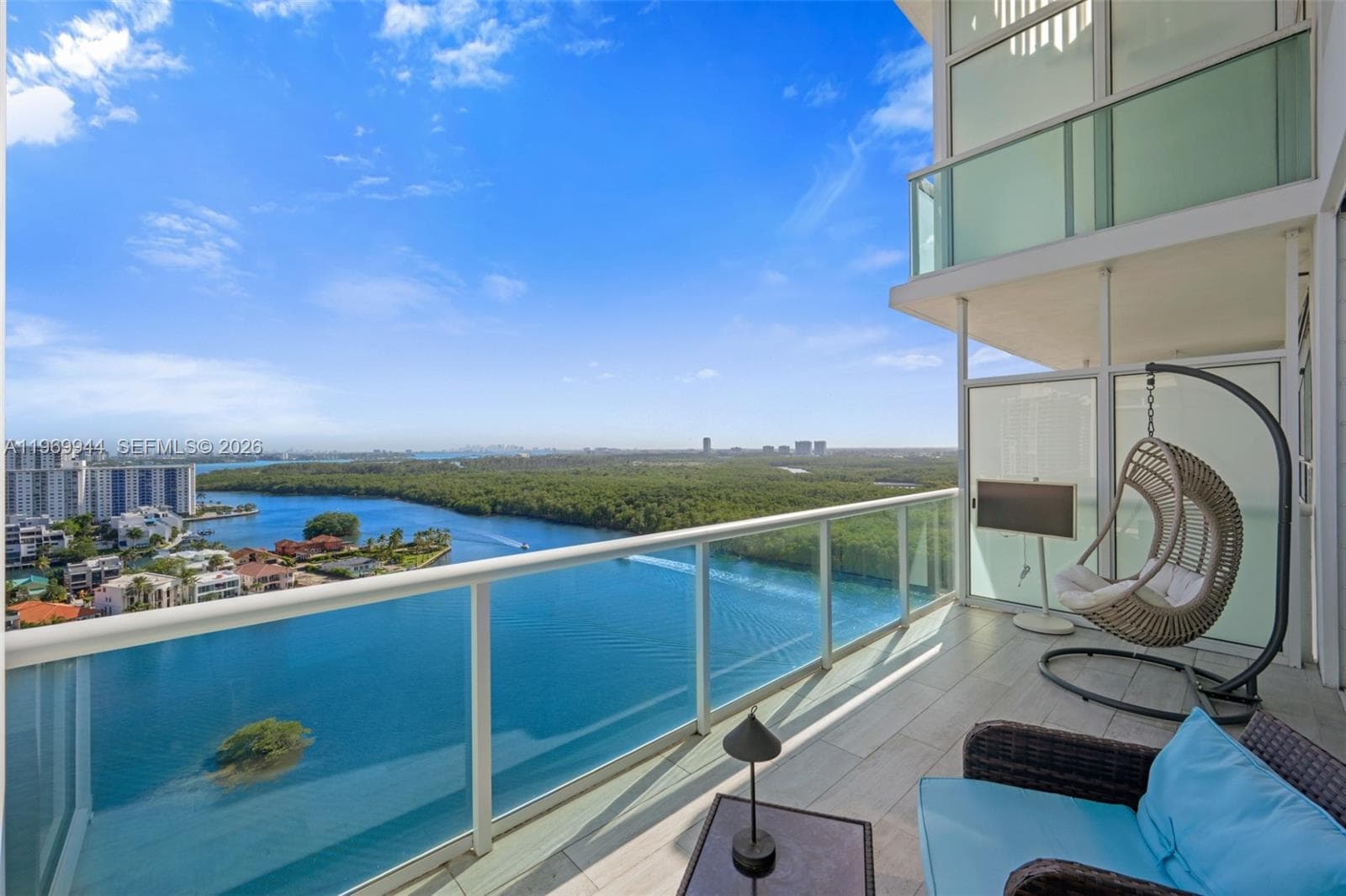 400 Sunny Isles Blvd # 2004, Sunny Isles Beach FL 33160 — 16
