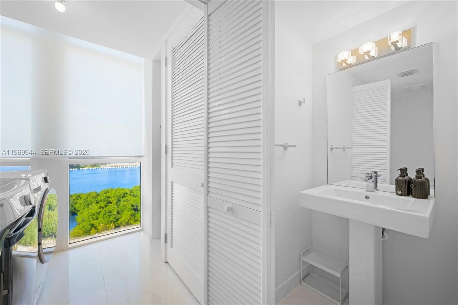 400 Sunny Isles Blvd # 2004, Sunny Isles Beach FL 33160 — 11