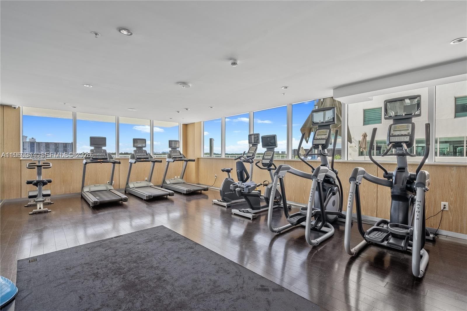 400 Sunny Isles Blvd # 2004, Sunny Isles Beach FL 33160 — 29
