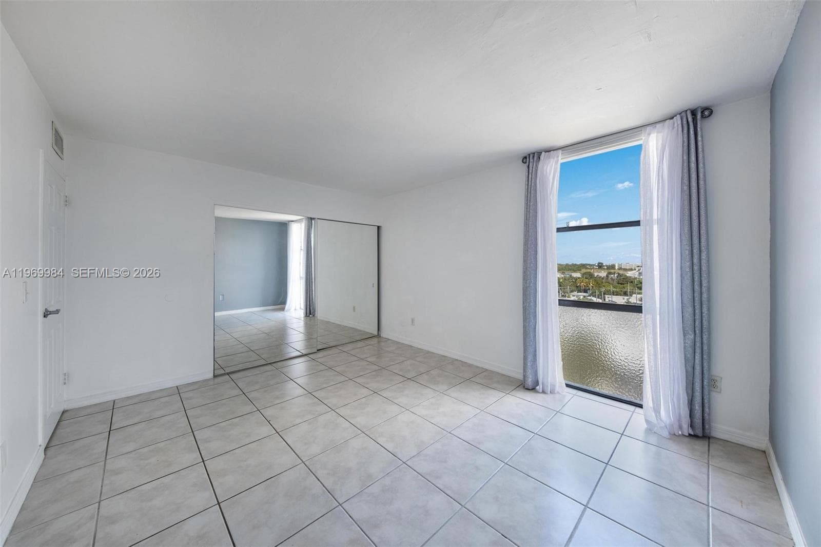 2350 NE 135th St # 811, North Miami FL 33181 — 17