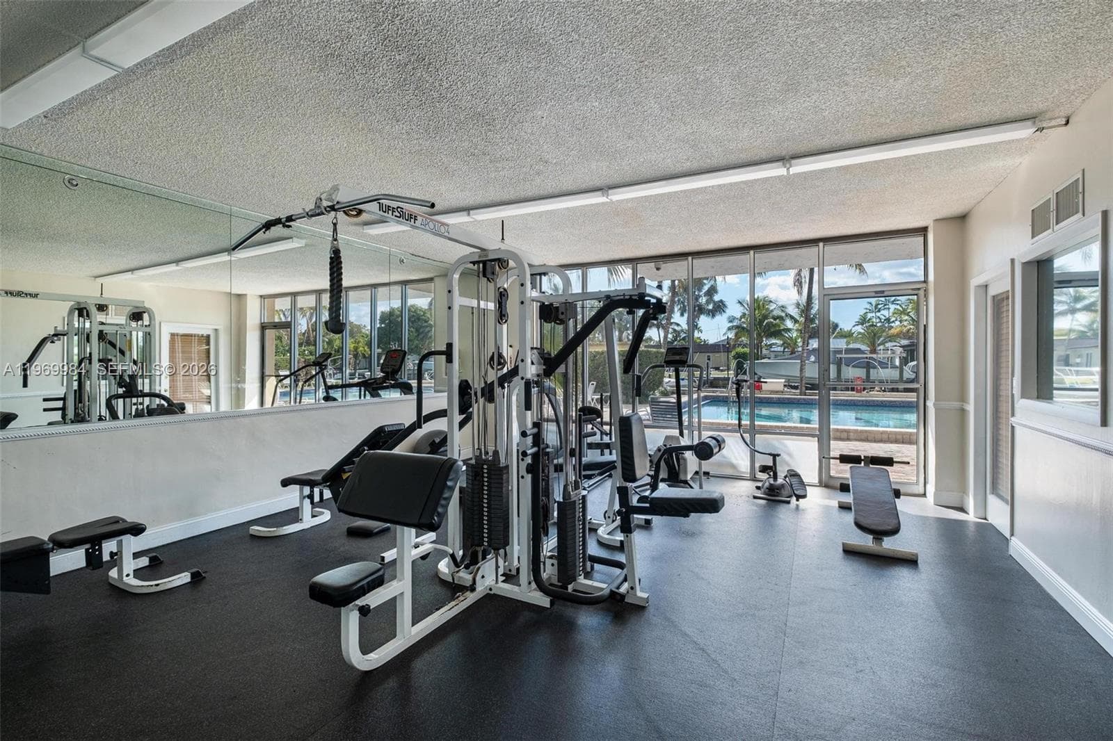 2350 NE 135th St # 811, North Miami FL 33181 — 36