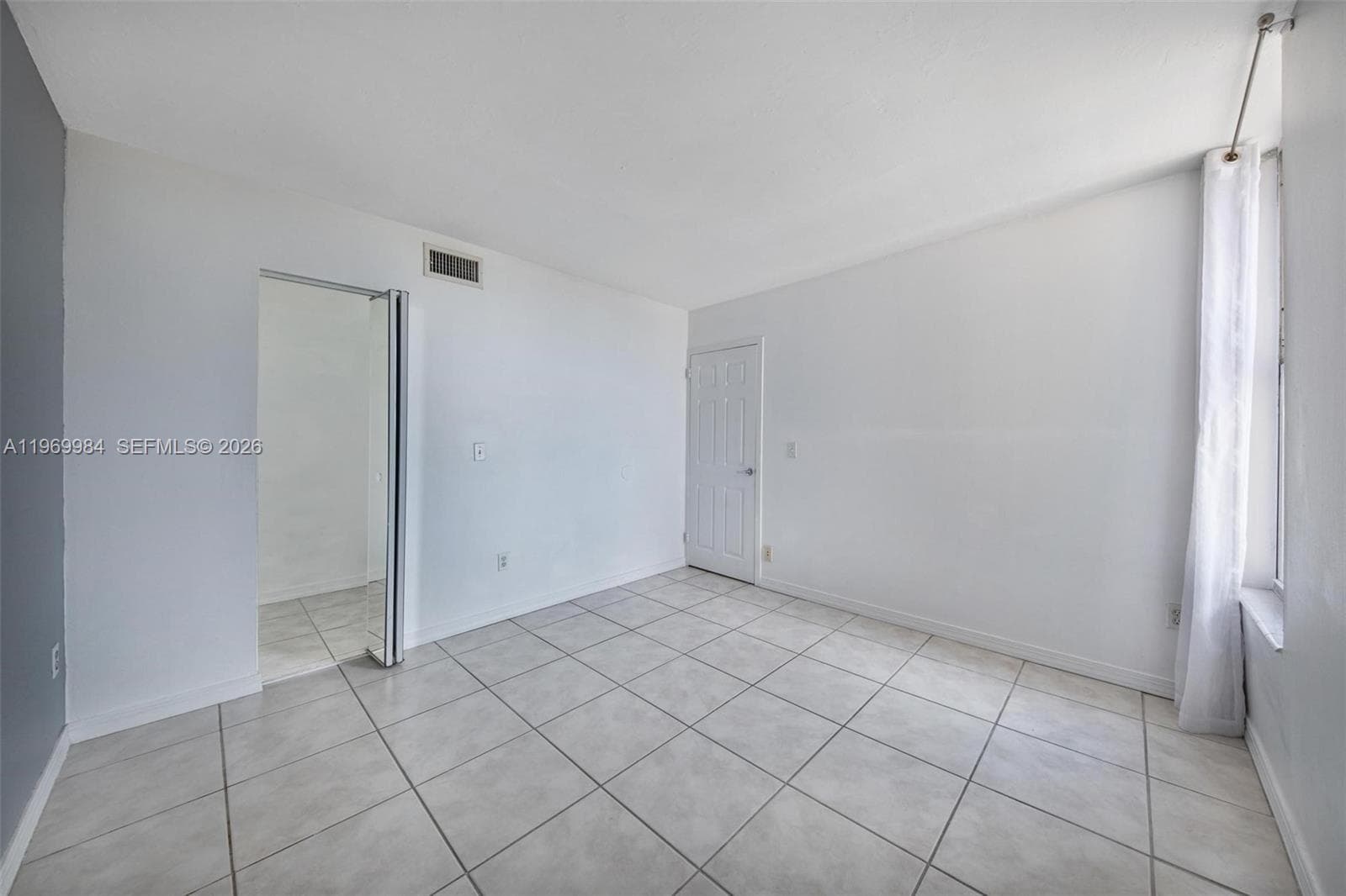 2350 NE 135th St # 811, North Miami FL 33181 — 24