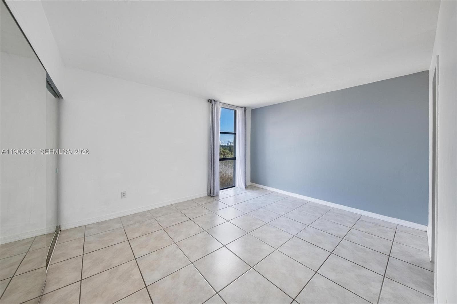 2350 NE 135th St # 811, North Miami FL 33181 — 18