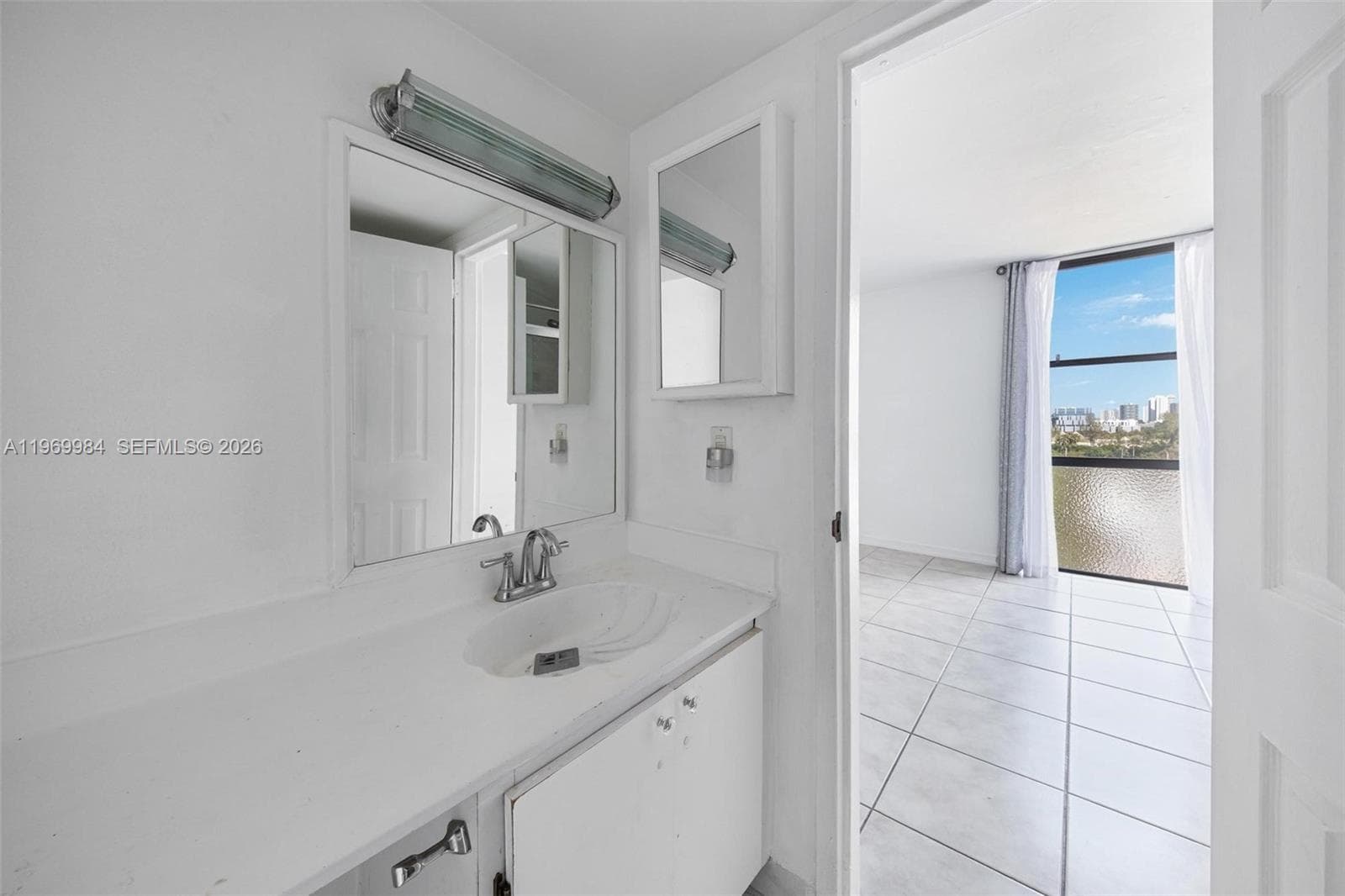 2350 NE 135th St # 811, North Miami FL 33181 — 21