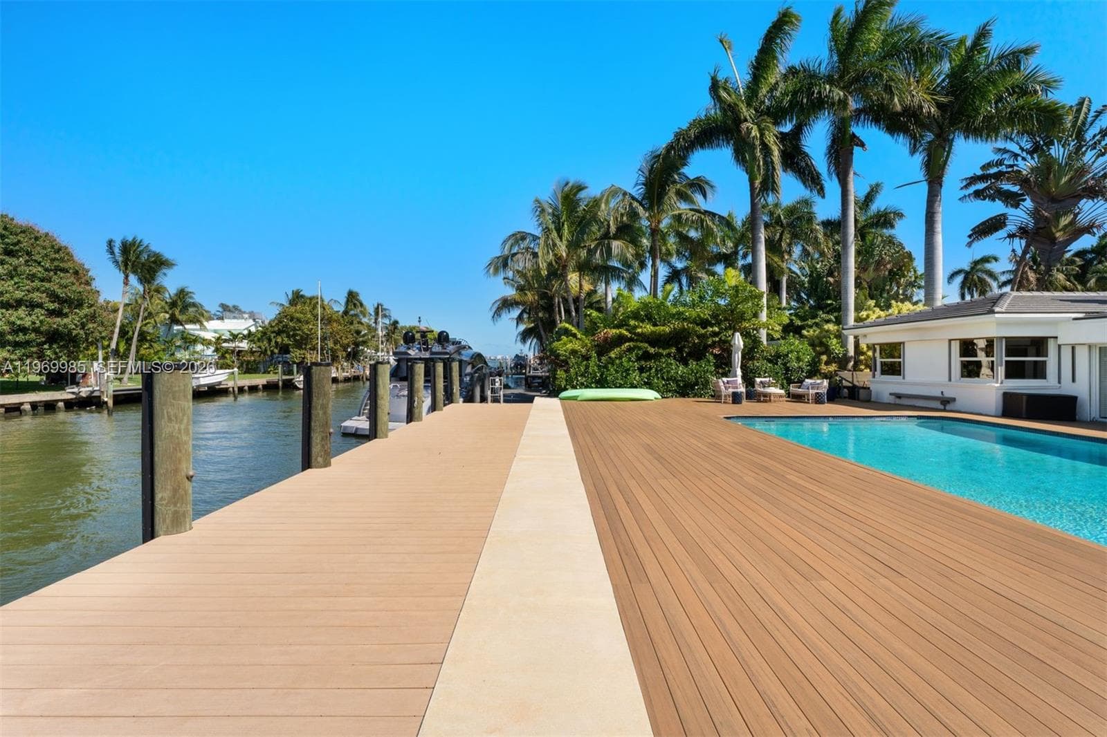 1025 Belle Meade Island Dr, Miami FL 33138 — 2
