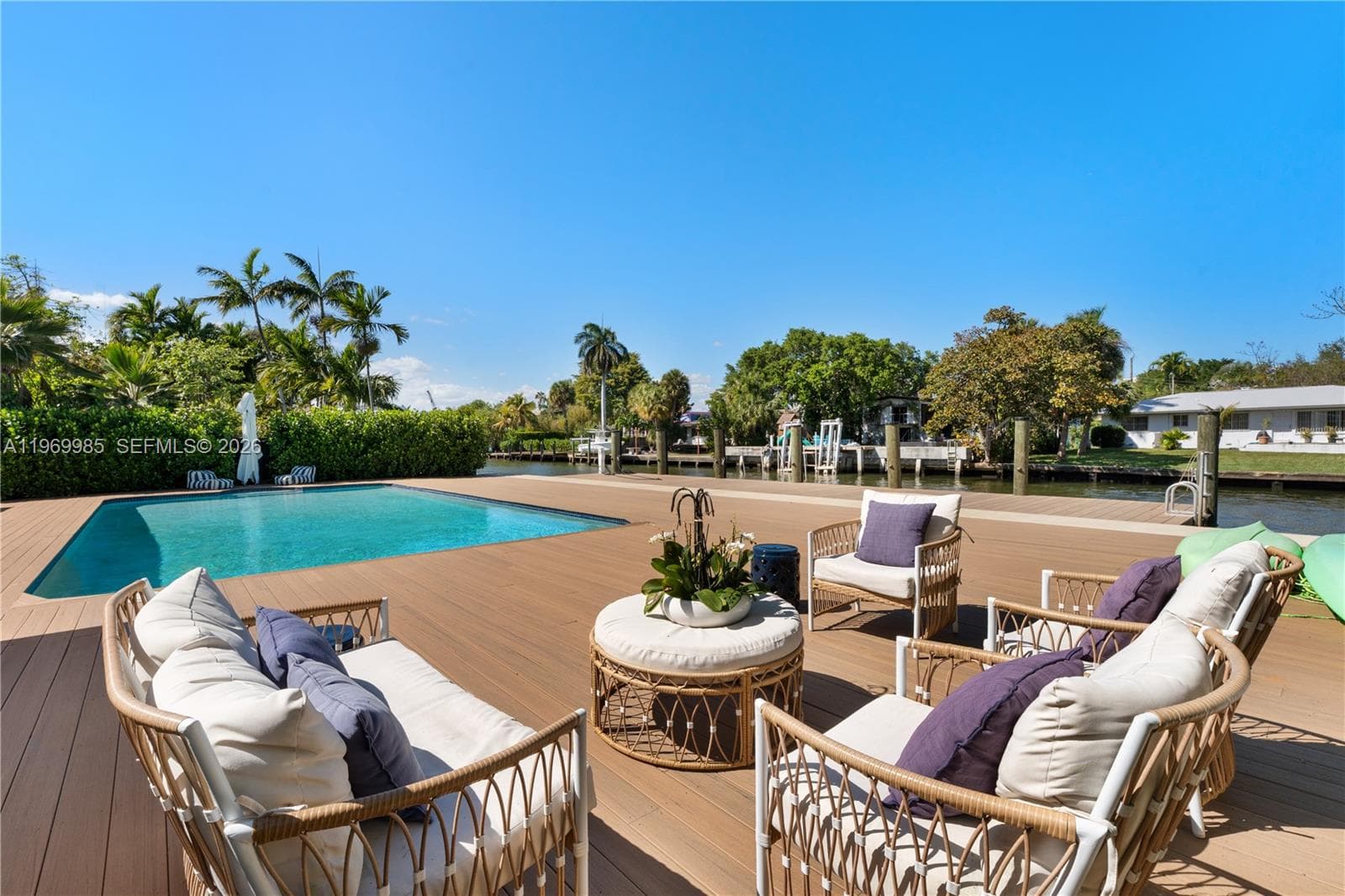 1025 Belle Meade Island Dr, Miami FL 33138 — 22