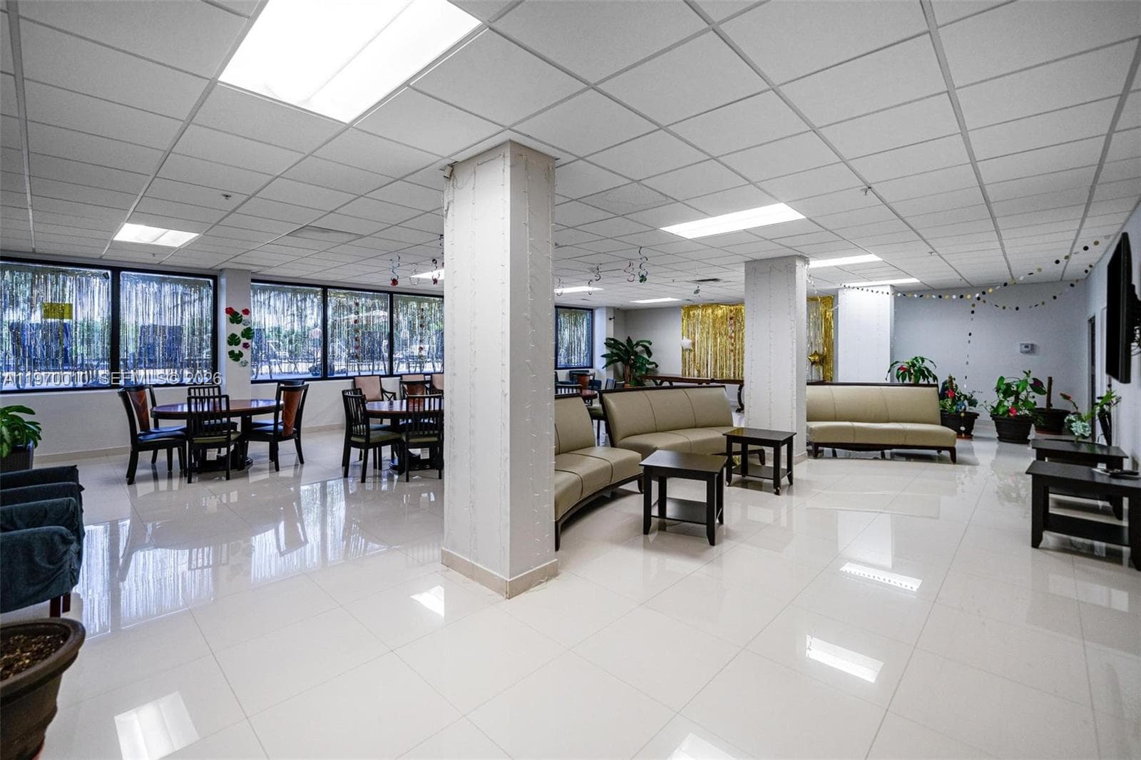 1623 Collins Ave, Miami Beach FL 33139 — 36