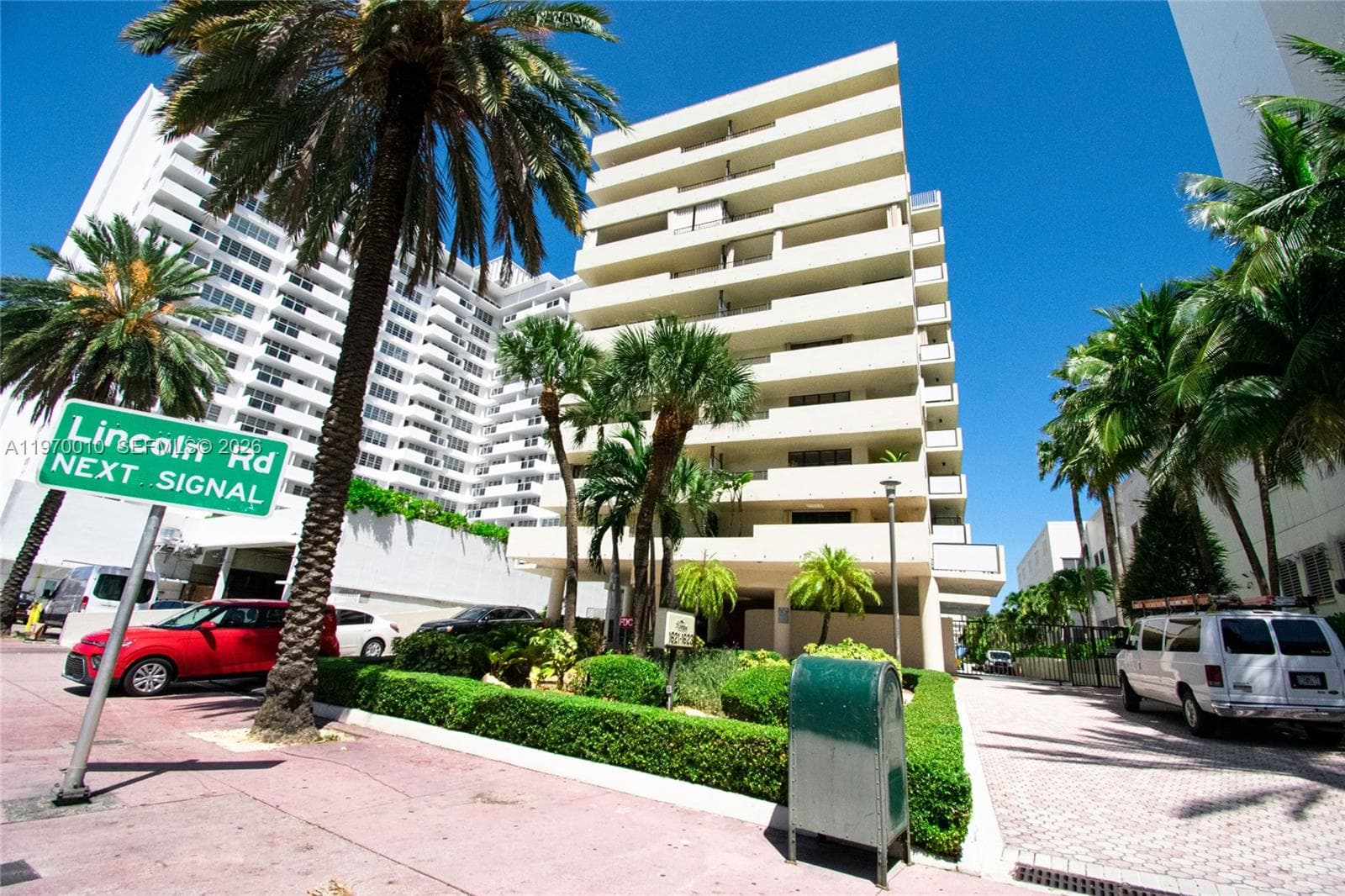 1623 Collins Ave, Miami Beach FL 33139 — 49