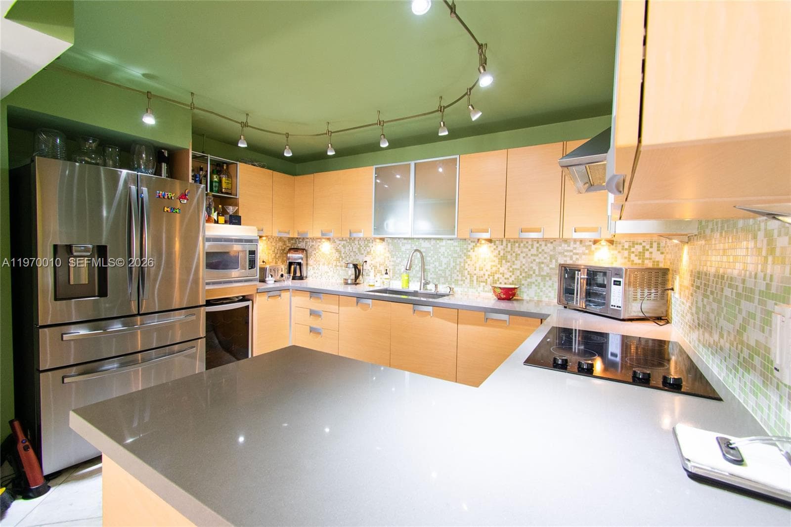 1623 Collins Ave, Miami Beach FL 33139 — 14
