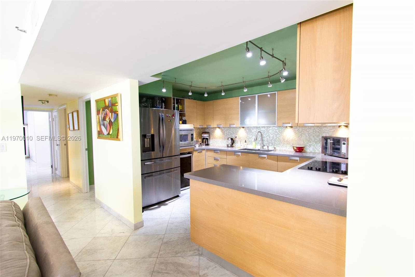 1623 Collins Ave, Miami Beach FL 33139 — 18