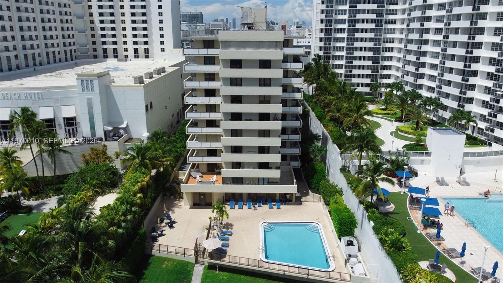 1623 Collins Ave, Miami Beach FL 33139 — 50
