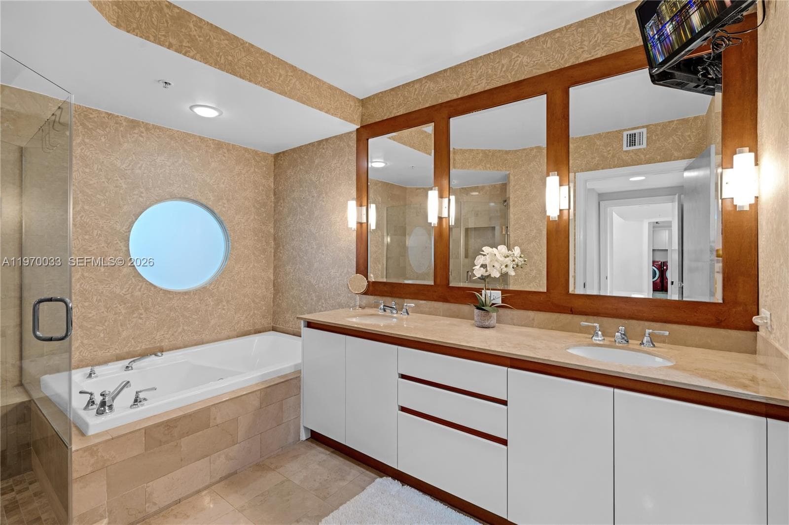 1500 Ocean Dr # 704, Miami Beach FL 33139 — 22