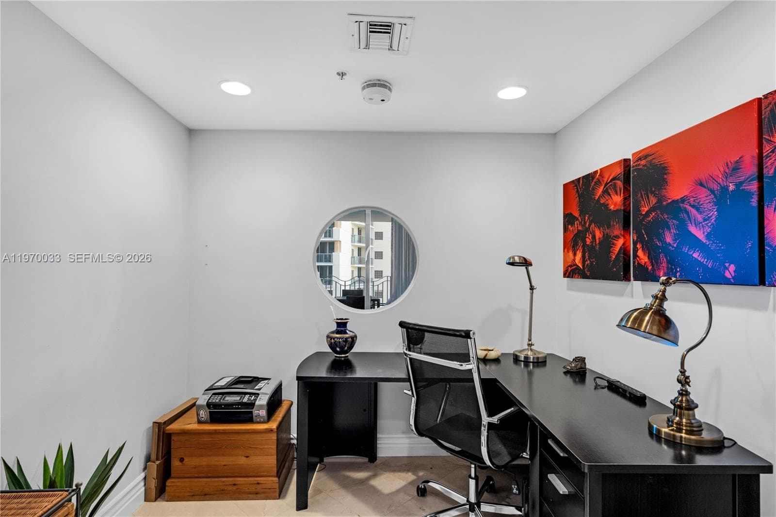 1500 Ocean Dr # 704, Miami Beach FL 33139 — 25
