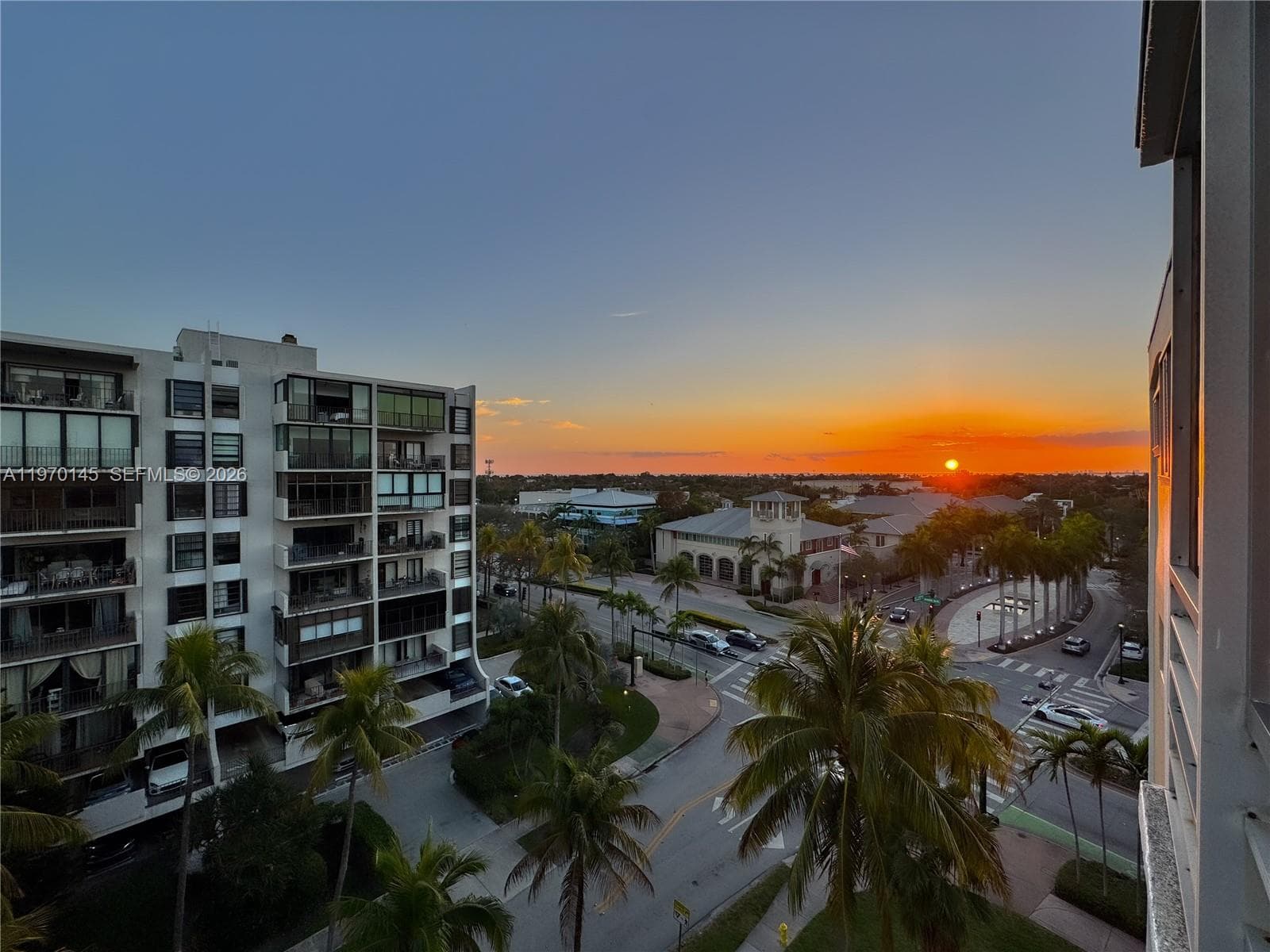 555 Crandon Blvd # 82, Key Biscayne FL 33149 — 25