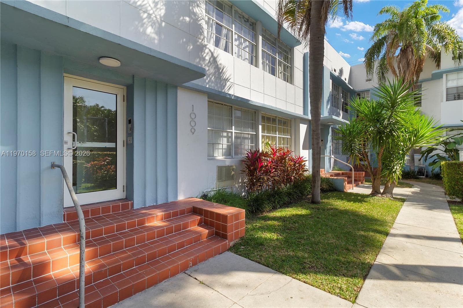 1009 Meridian Ave # 14, Miami Beach FL 33139 — 31