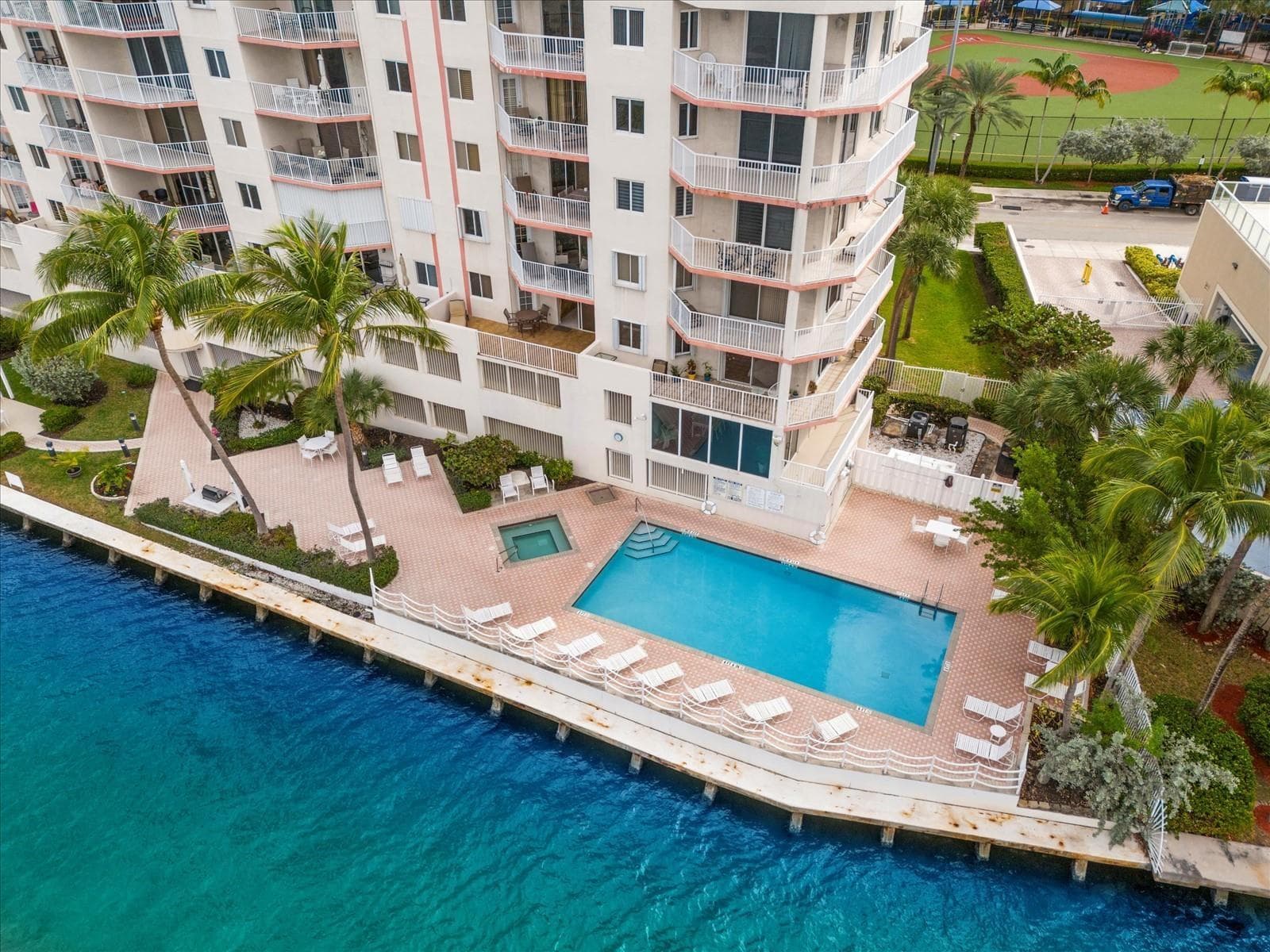 18260 N Bay Road # 304, Sunny Isles Beach FL 33160 — 42