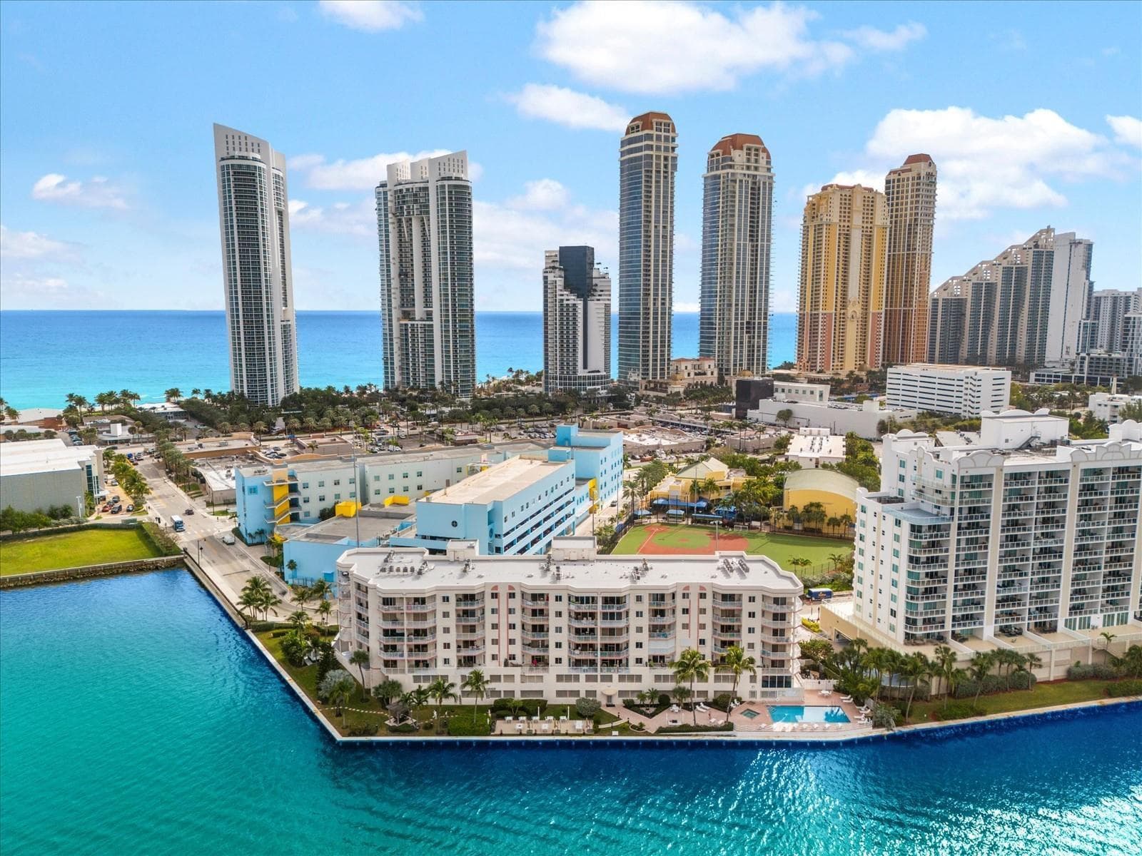 18260 N Bay Road # 304, Sunny Isles Beach FL 33160 — 1