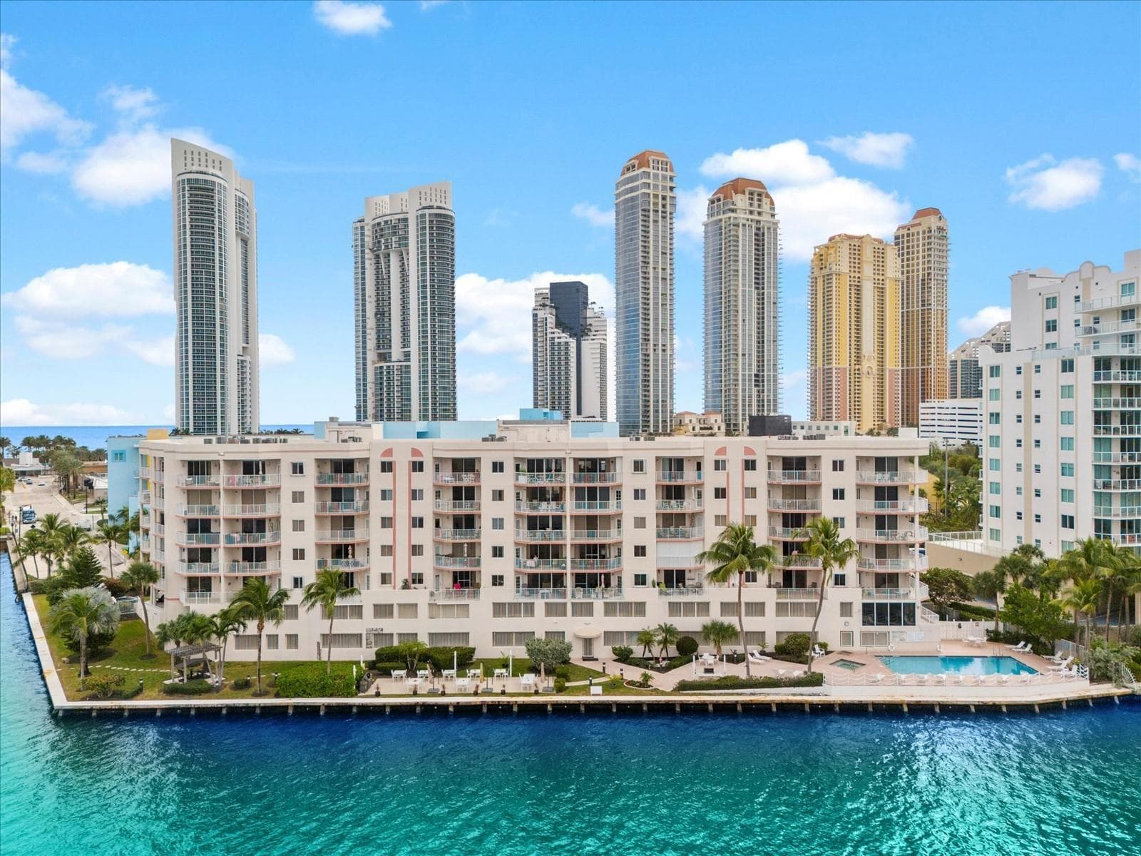 18260 N Bay Road # 304, Sunny Isles Beach FL 33160 — 37