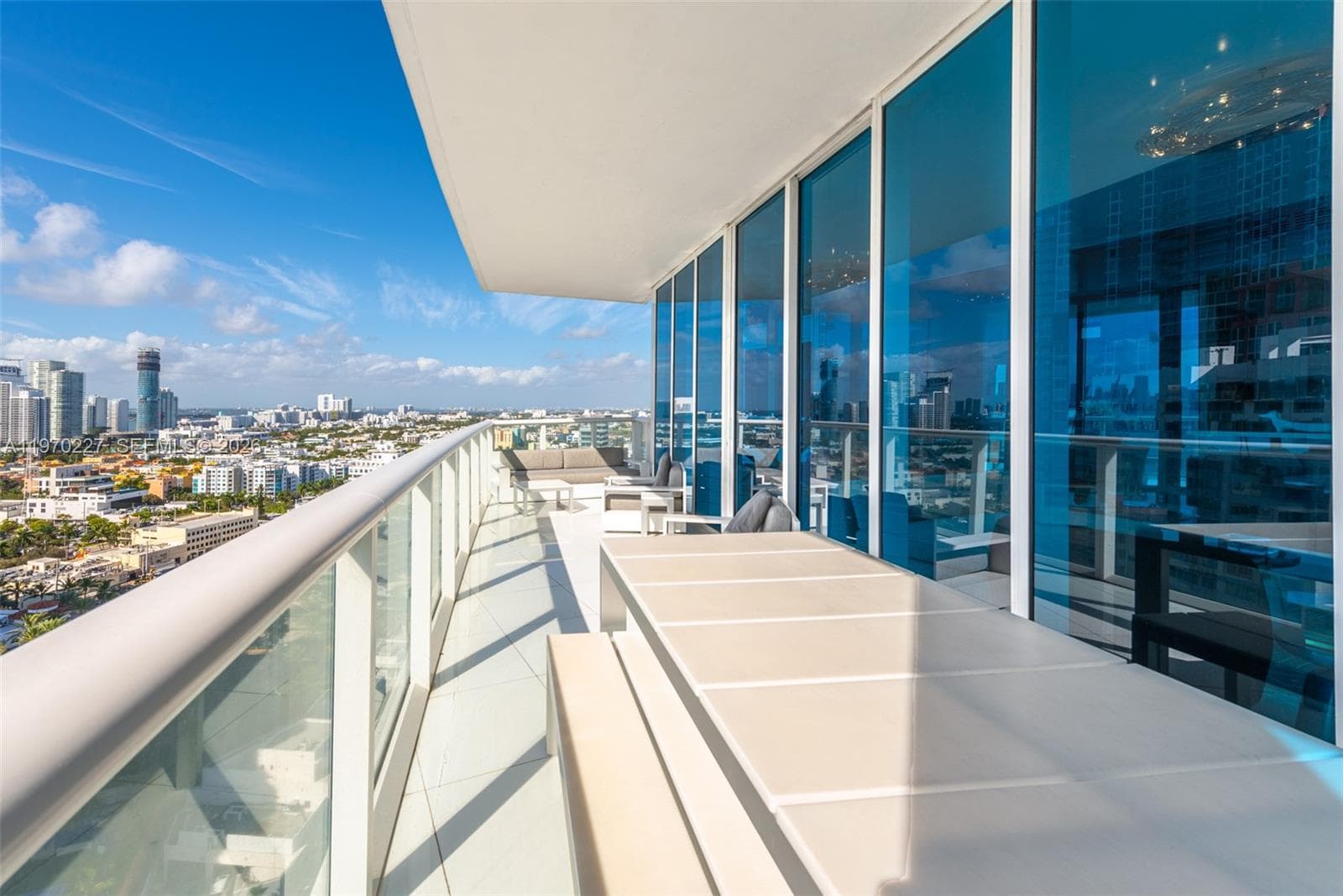 100 S Pointe Dr # 2101, Miami Beach FL 33139 — 26