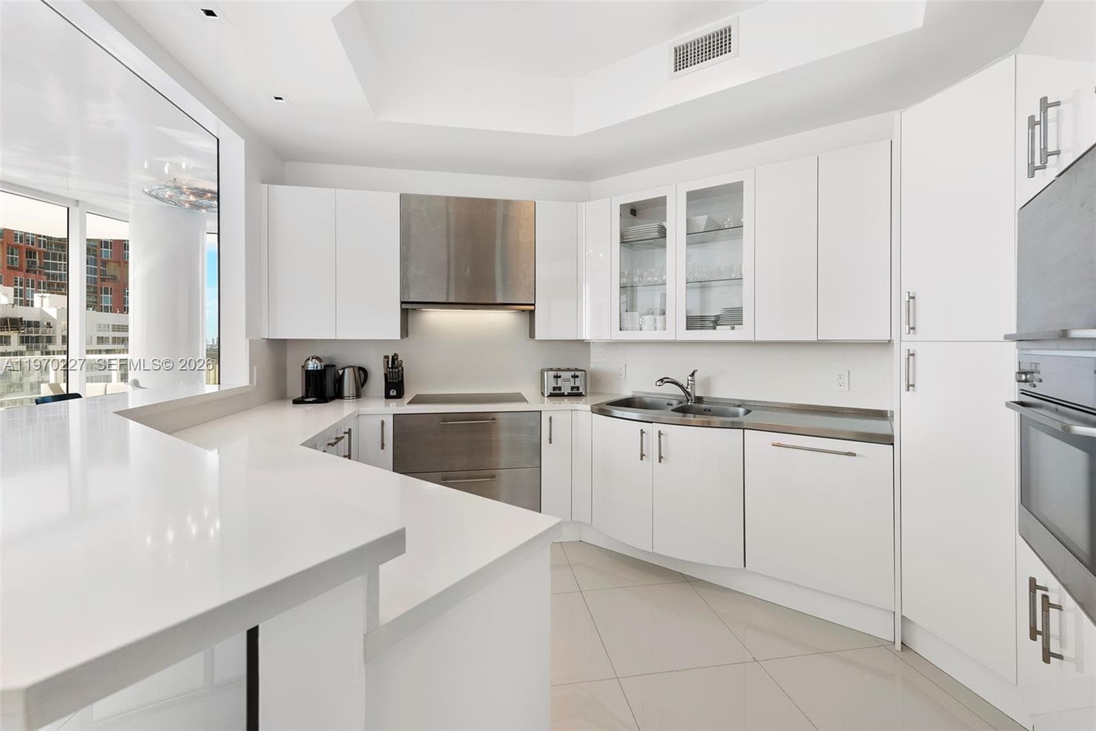 100 S Pointe Dr # 2101, Miami Beach FL 33139 — 30