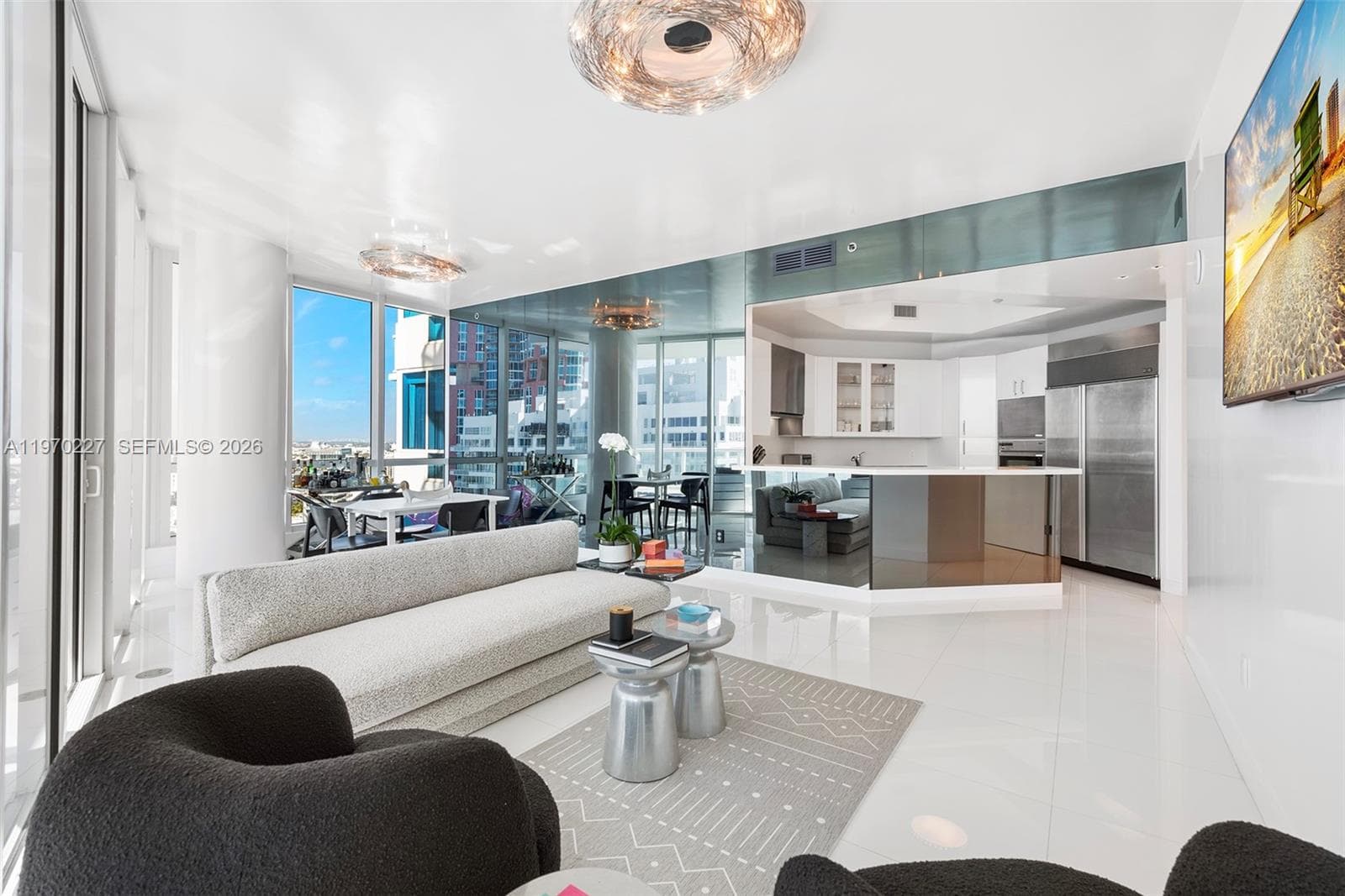100 S Pointe Dr # 2101, Miami Beach FL 33139 — 10