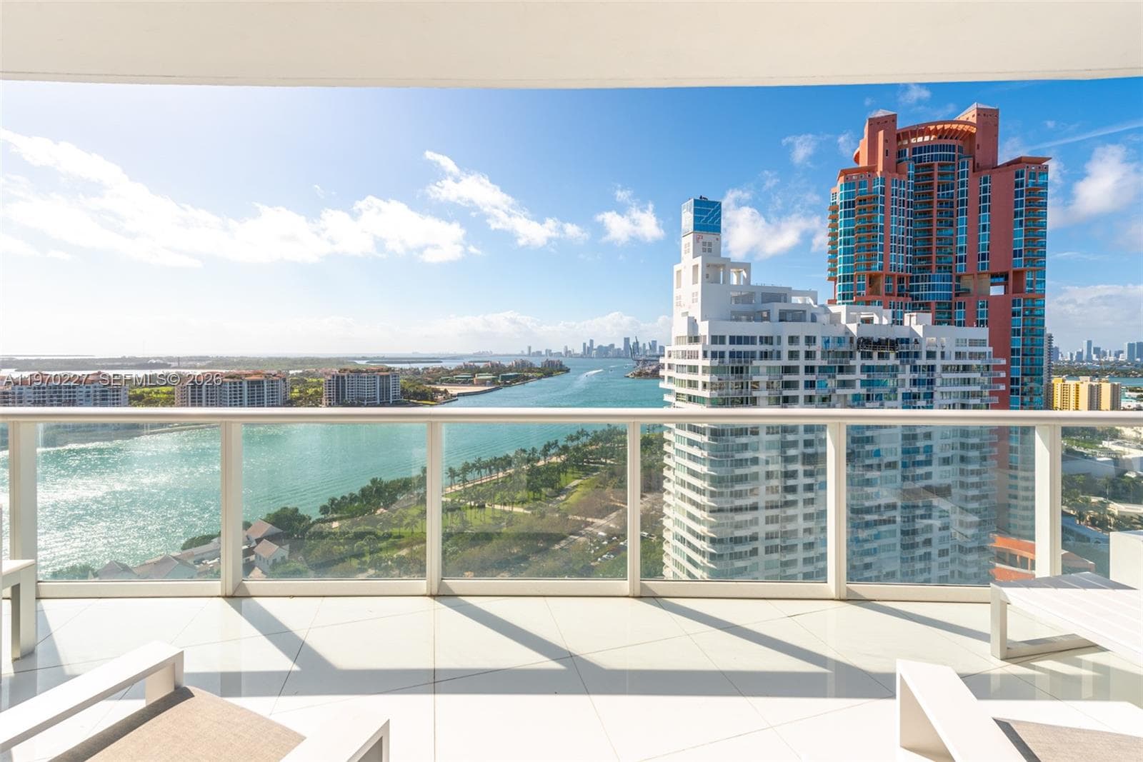 100 S Pointe Dr # 2101, Miami Beach FL 33139 — 40