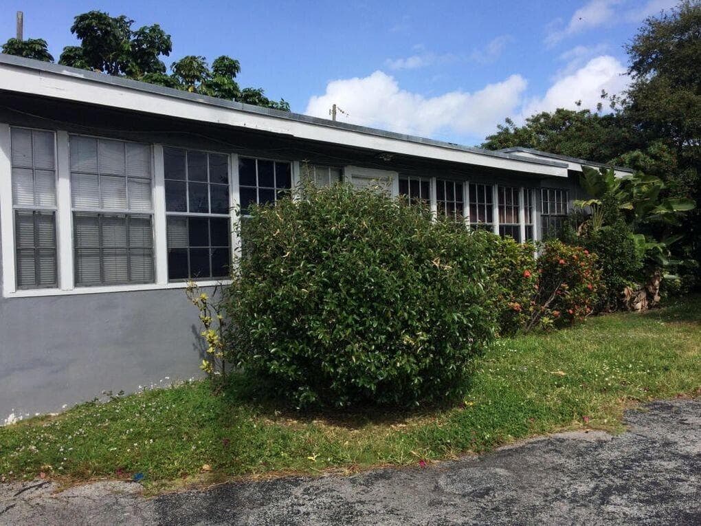 1351 NE 159th Street, North Miami Beach FL 33162 — 1