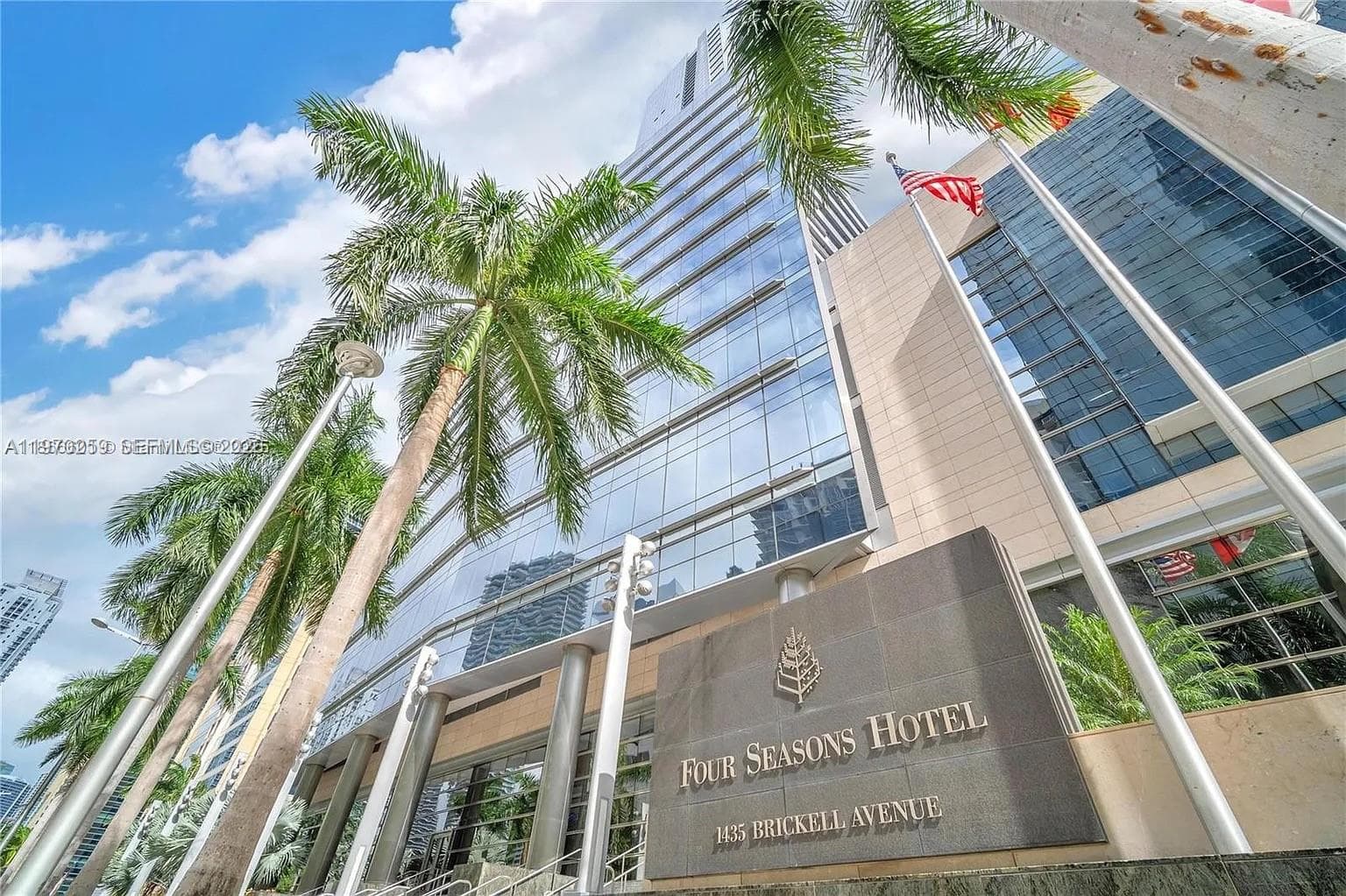 1435 Brickell Ave # 3212, Miami FL 33131 — 1