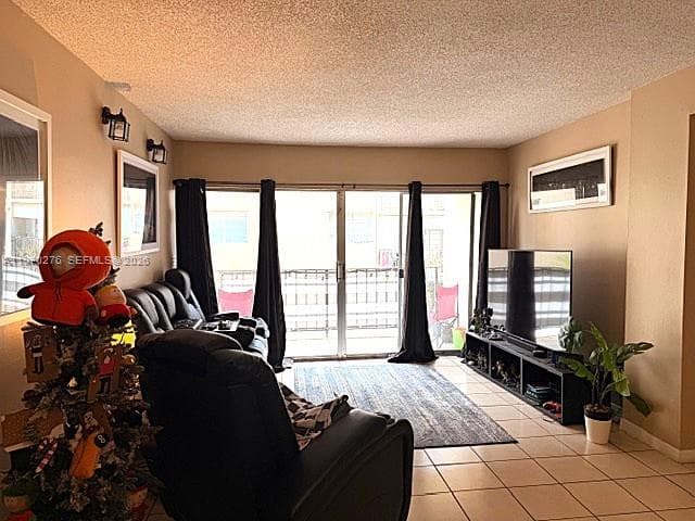 Pineside No 2 Condo, Miami, FL — 3