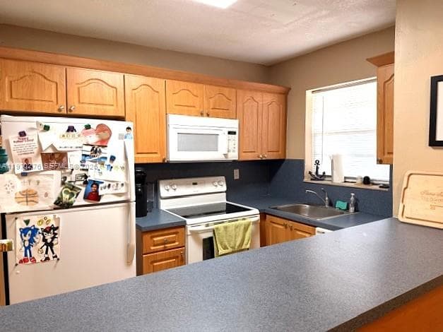 Pineside No 2 Condo, Miami, FL — 5