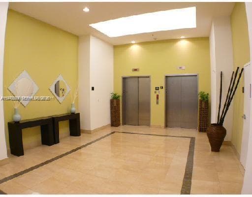 1 Glen Royal Pkwy # 1112, Miami FL 33125 — 17